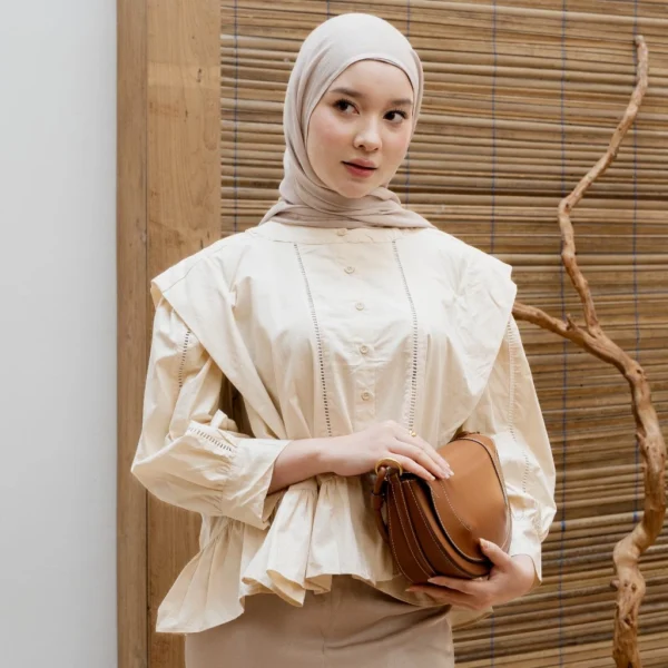 id-11134207-81ztf-mqyfxrtr241z6d Atasan Kemeja Oversize Wanita